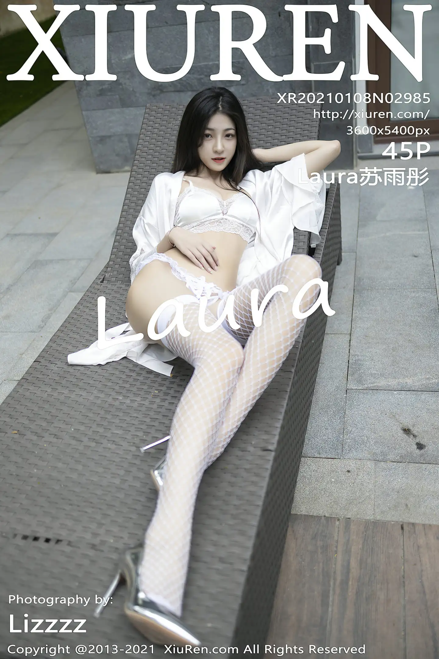 [XiuRen秀人网]No.2985_嫩模Laura苏雨彤三亚旅拍泳池白色情趣内衣配白丝网袜诱惑写真45P-秀人网 - XiuRen.Space